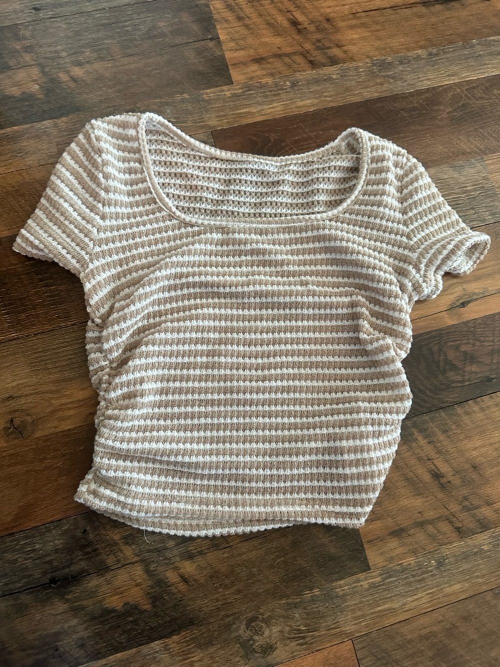 Striped Knit Scoop Neck Women's Top - Beige & White